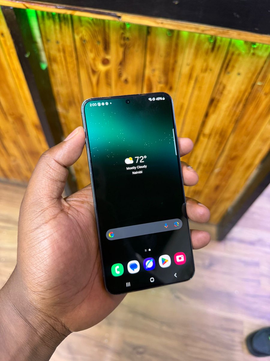 phonemasterske's tweet photo. S22 plus 256gb 
50k https://t.co/CC6JlKaPH9