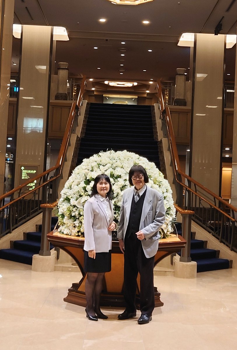 yuri1000000's tweet photo. 大愛は、深くて広く、高くて大きく、美しくて高潔なものです。人類200万年で実現出来なかった峻嚴で偉大な使命です。わずかの８０億人類、素晴らしいデジタル時代、賢明な大愛のリーダー達、小さな地球はあっという間に、平和で美しき一つの美麗世界に成るでしょう。大愛時代到来！確信してます。 https://t.co/j4g9jt9Xag