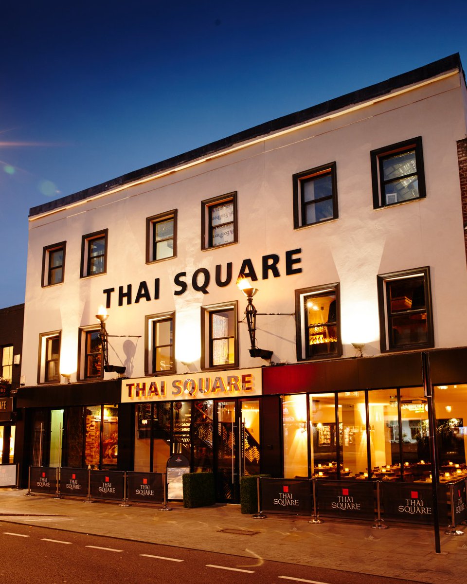 ThaiSquareGroup's tweet photo. Big party? Small get-together? Something in between? We’ve got the space, and the spice. 🌶️ From cosy corners to full-on private spaces, Thai Square’s got your event sorted. Enquire today via the link in bio✨ https://t.co/Qy0CoxER4f