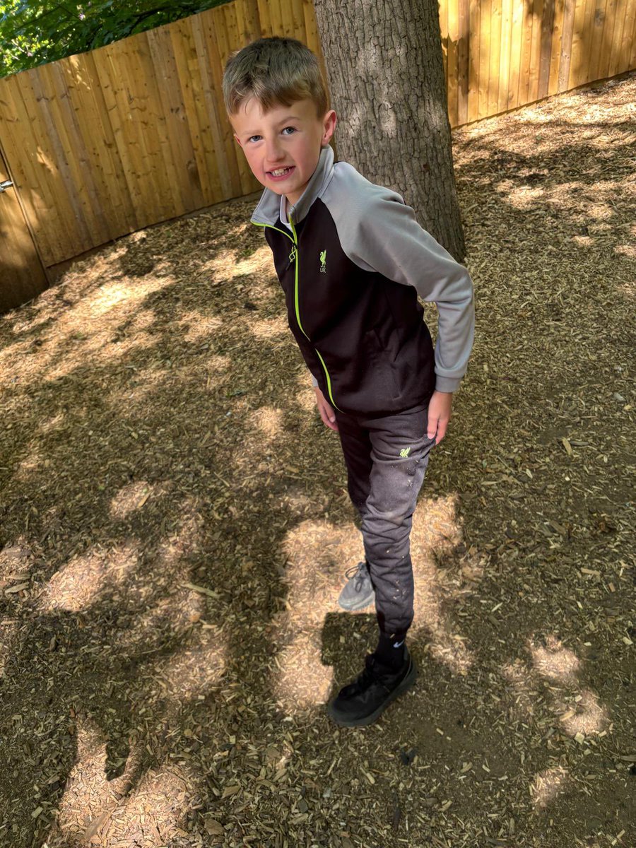 Long Benn Academy tweet media