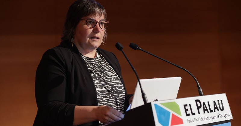 Veolia_Cat's tweet photo. Avui, a Tarragona, amb @Dipta_cat i @ematsa, reflexionem sobre els reptes climàtics i normatius que impacten en els sistemes de drenatge urbà, amb les experiències de diferents agents del sector.