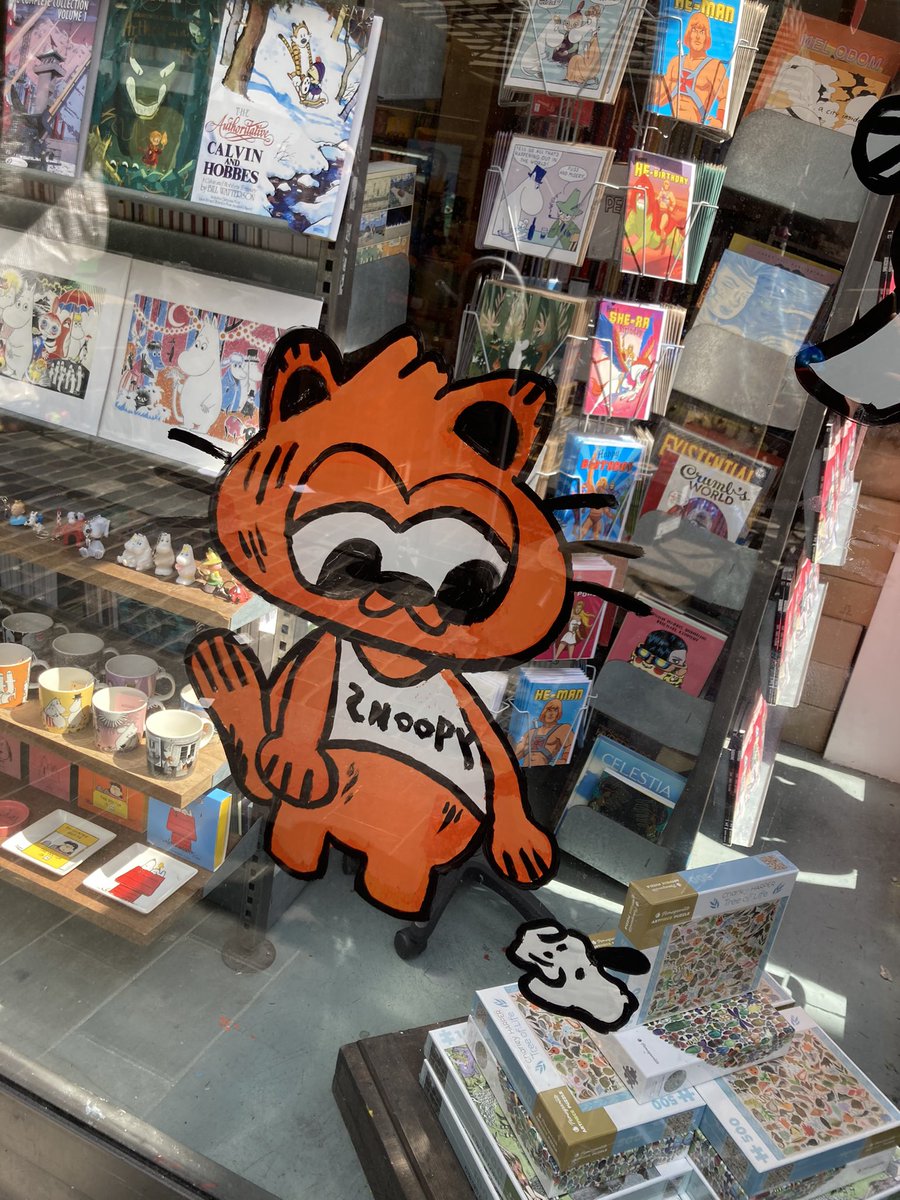 arseholespritz's tweet photo. comic book shop is such a beautiful place https://t.co/c2Ni63yNKy