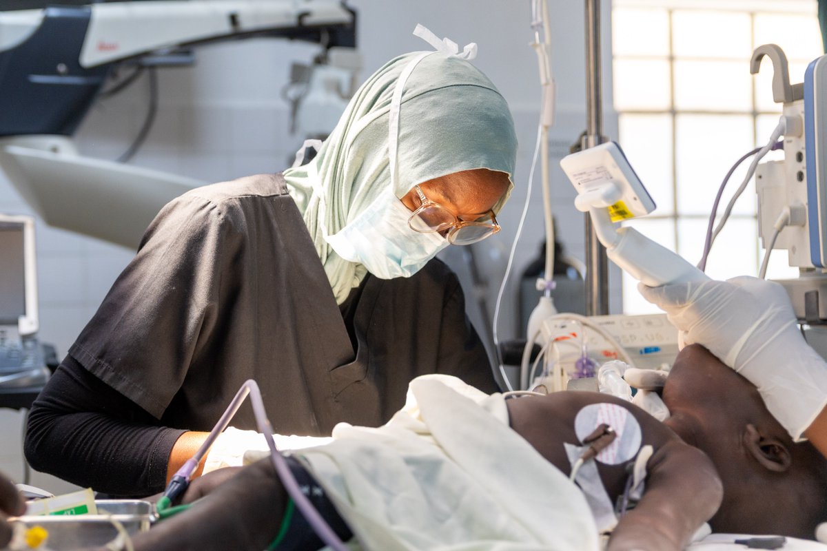 CUREuganda's tweet image. As the week ends, we celebrate our silent heroes always alert, always caring. From monitoring vitals to calming anxious parents, they show up daily with heart. Thank you for keeping hope alive. #CUREUganda #HopeAndHealing #EndOfWeekThanks