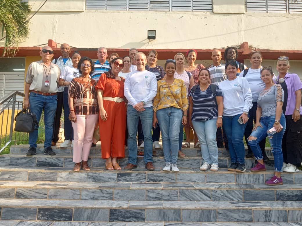 Ministerio de Ciencia, Tecnología y Medio Ambiente (@citmacuba) on Twitter photo Concluyó <a href="/citmacuba/">Ministerio de Ciencia, Tecnología y Medio Ambiente</a> visita a la provincia #Artemisa con el compromiso de acompañarla en las diferentes misiones de #ciencia, #tecnología #innovación #medioambiente #normalización gestión documental y archivos y de regresar pronto para evaluar avances
<a href="/ArmandoRguezB/">Armando</a> <a href="/GobiernoArt/">Gobierno Provincial de Artemisa</a> Concluyó <a href="/citmacuba/">Ministerio de Ciencia, Tecnología y Medio Ambiente</a> visita a la provincia #Artemisa con el compromiso de acompañarla en las diferentes misiones de #ciencia, #tecnología #innovación #medioambiente #normalización gestión documental y archivos y de regresar pronto para evaluar avances
<a href="/ArmandoRguezB/">Armando</a> <a href="/GobiernoArt/">Gobierno Provincial de Artemisa</a>
