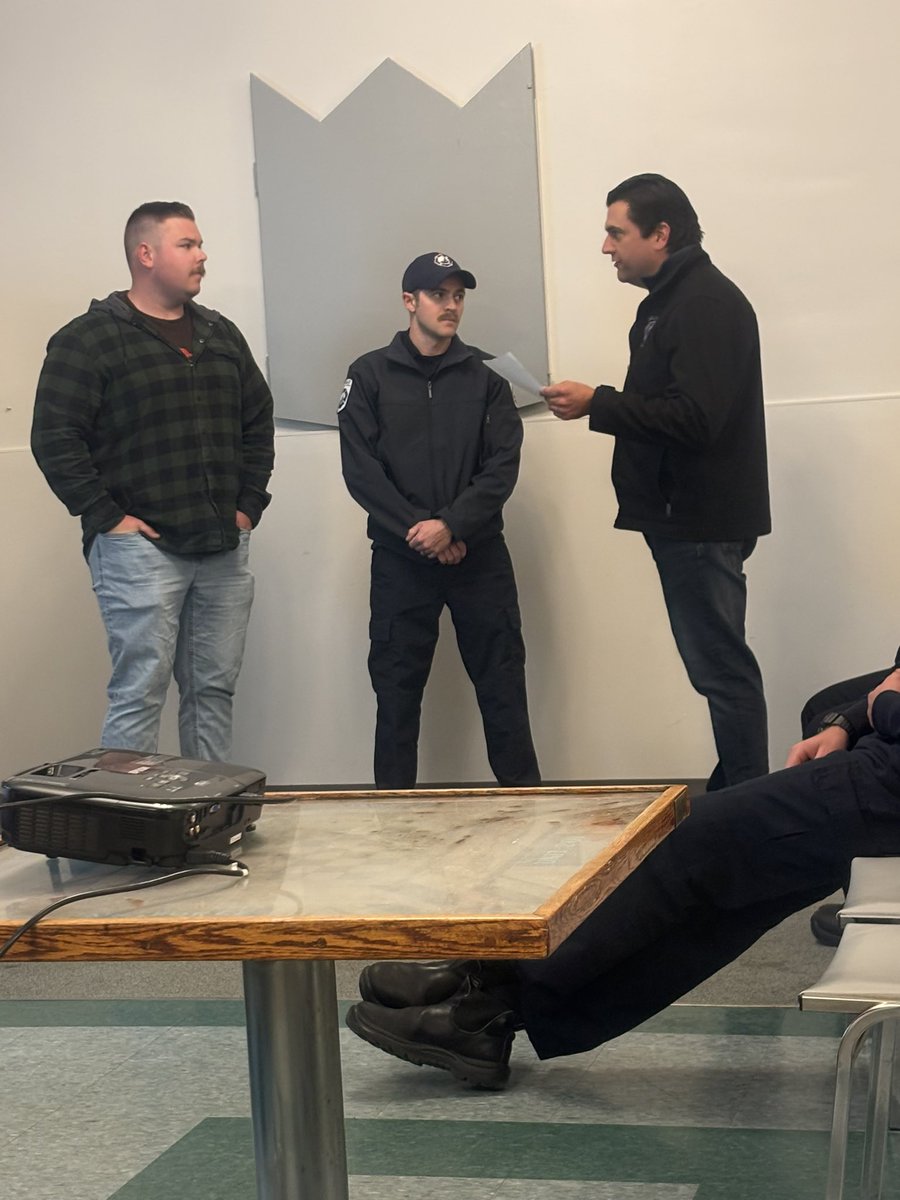 capmorganbfd56's tweet photo. The BPFFA Local 497 welcomed and swore in two new members last night into the greatest union there is! @BPFFAlocal497 growing our membership to 78. Congratulations brothers! https://t.co/Q4a4Nc24RH