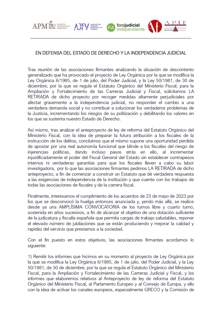 JuecesAJFV's tweet photo. 🔴 Paro de jueces y fiscales: 11 de junio, 12.00 hs.

Contra el proyecto de ley que reforma las carreras judicial y fiscal:

👉 Contiene medidas perjudiciales para la independencia judicial

👉 Aumenta los riesgos de politización de la Justicia

👉 Debilita el Estado de Derecho https://t.co/N4RHoKSPRx