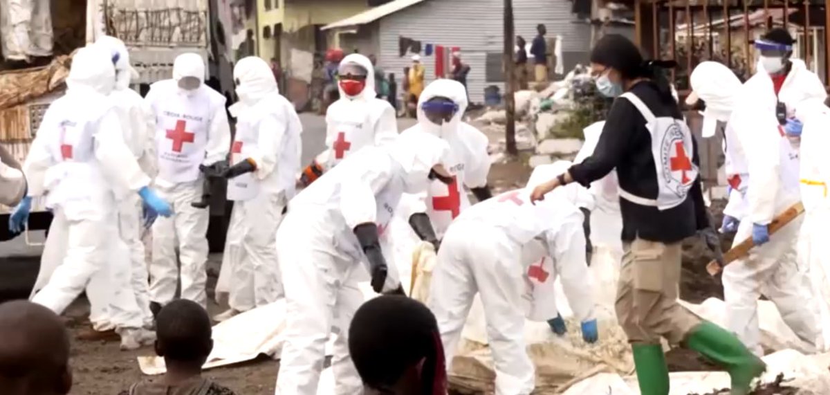 🚨⚡️ La foto que Trump mostró del "genocidio" contra los blancos en Sudáfrica no es de Sudáfrica

Durante la reunión entre los presidentes de Estados Unidos y de Sudáfrica en el Despacho Oval, Donald Trump emboscó a Cyril Ramaphosa mostrándole imágenes sobre trabajadores