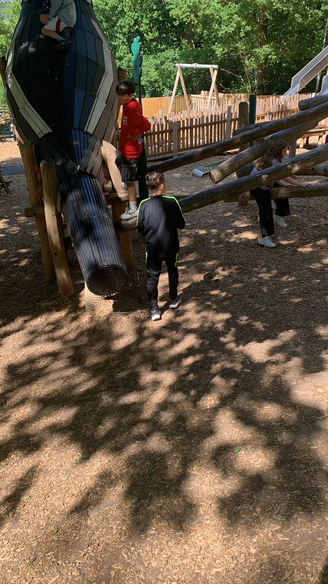 Long Benn Academy tweet media