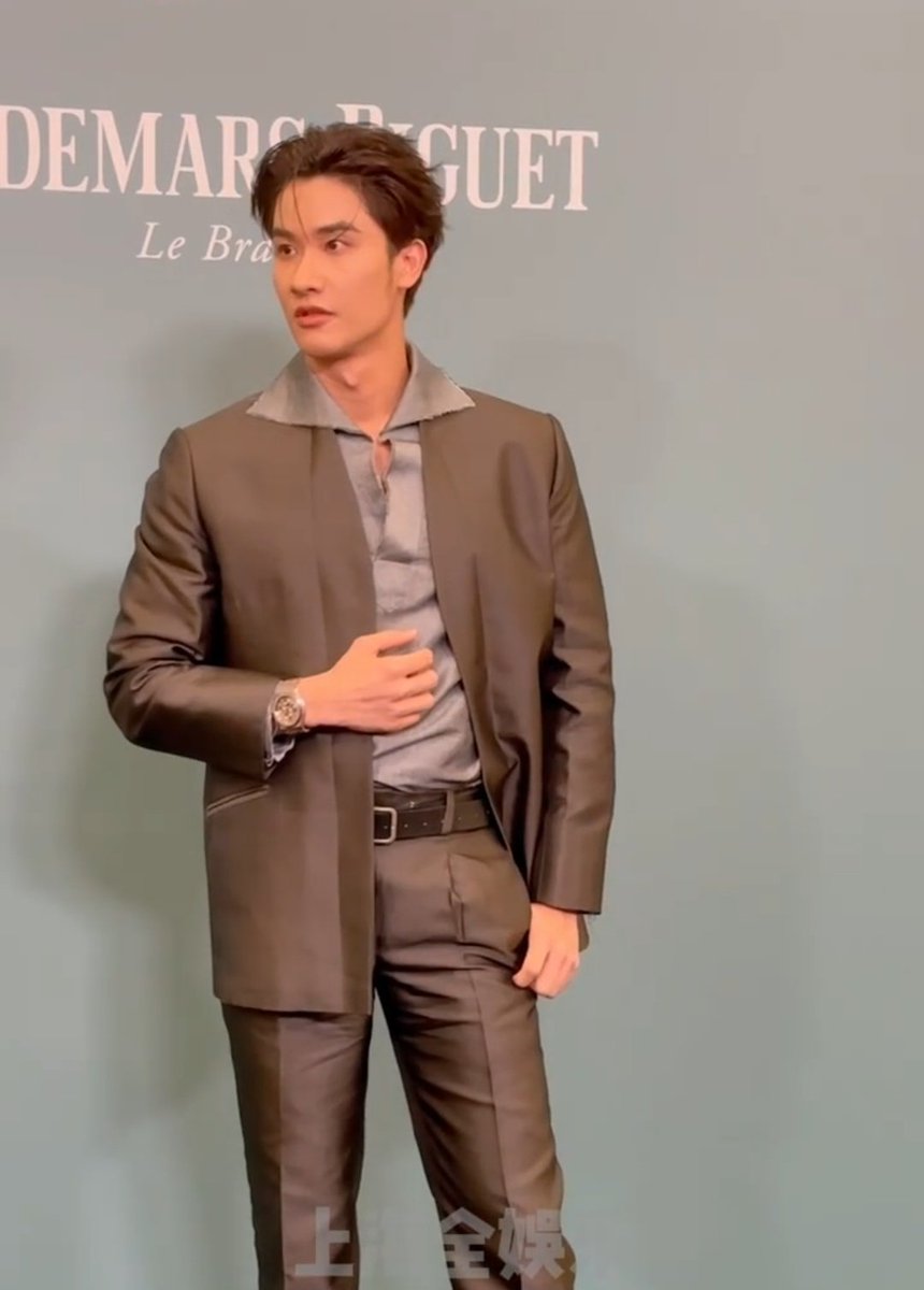 bowintherain's tweet photo. PRINCE TAY TAWAN 🔥

#AudemarsPiguetXTaytawan #AudemarsPiguet #AP150 
#Tawan_V @Tawan_V https://t.co/p4I9ApUl69