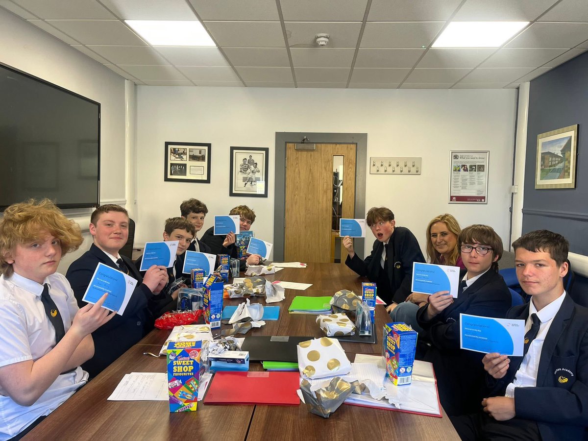 BSBCIO's tweet photo. A brilliant end to a great project @HartonAcademy Finished our wellbeing &amp; aspirations programme this week, after a fabulous trip to JUMP Marketing &amp; @karting 🖥️🏎️
We’ve covered unhelpful thinking, sleep hygiene, family, goal setting &amp; creating CVs. 💙
👏💚 The Shears Foundation https://t.co/07Ny86vC9x