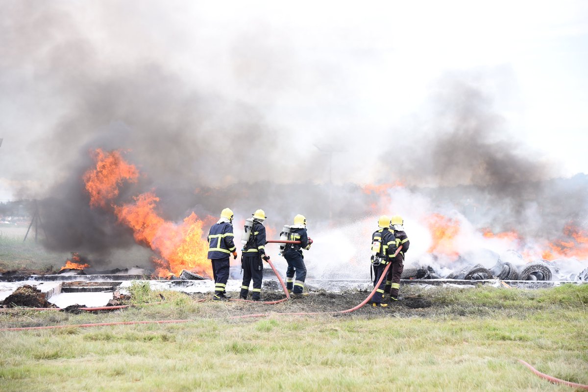 UgandaCAA's tweet image. Some of the action during the full scale emergency exercise at Entebbe International Airport. #emergencypreparedness #EntebbeAirport #emergency @icao @EACCASSOA @UgandaRedCross @kisubi_hospital @MengoHospital