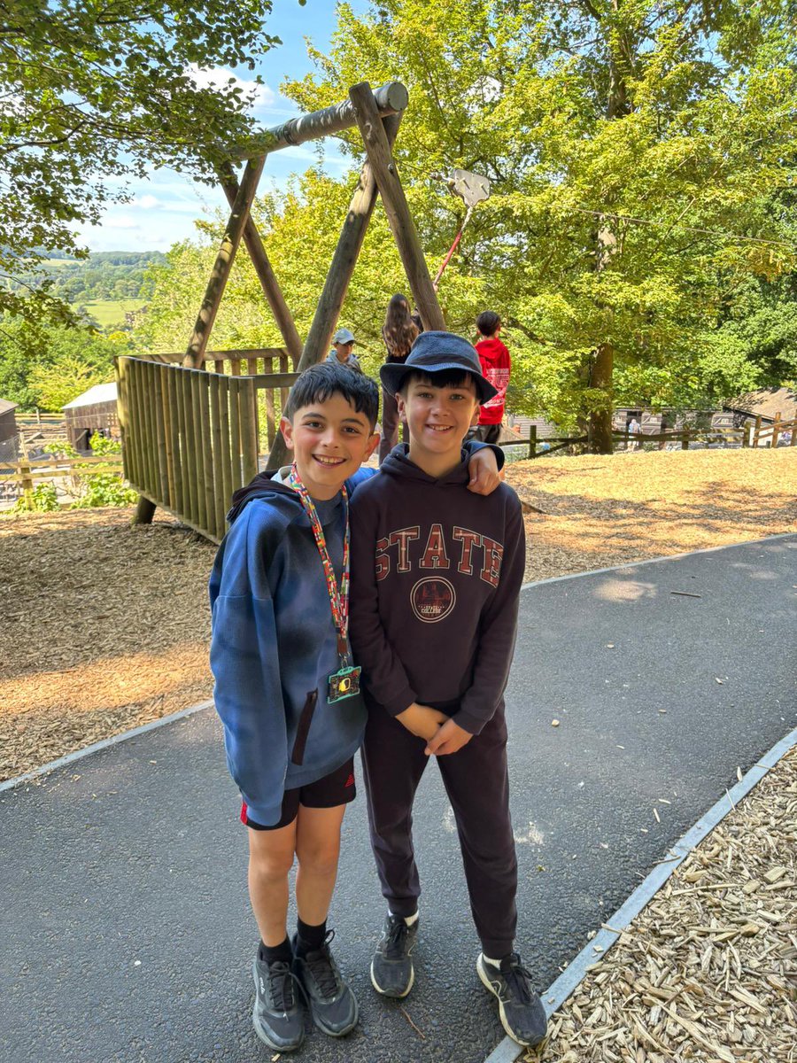 Long Benn Academy tweet media