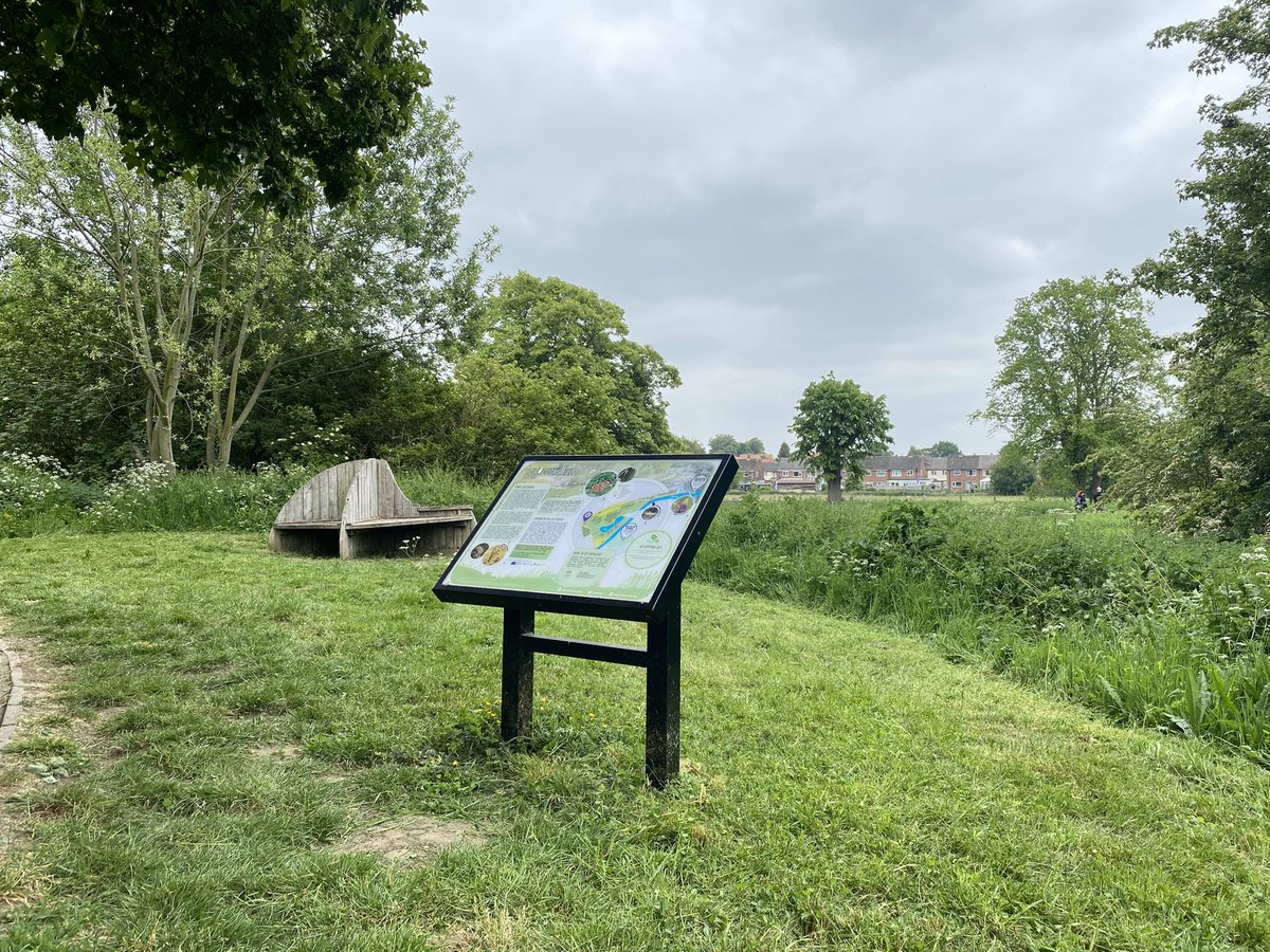 A recent meet with our local Sleaford Volunteers that assisted the <a href="/hillholtwood/">Hill Holt Wood</a> CountrysideNK Ranger carry out light maintenance on <a href="/NorthKestevenDC/">North Kesteven District Council</a> Lollycocks Field LNR. Including litter picking, overhead tree branch pruning, grass cutting and digging out invasive Common Docks.