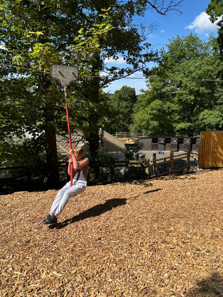 Long Benn Academy tweet media