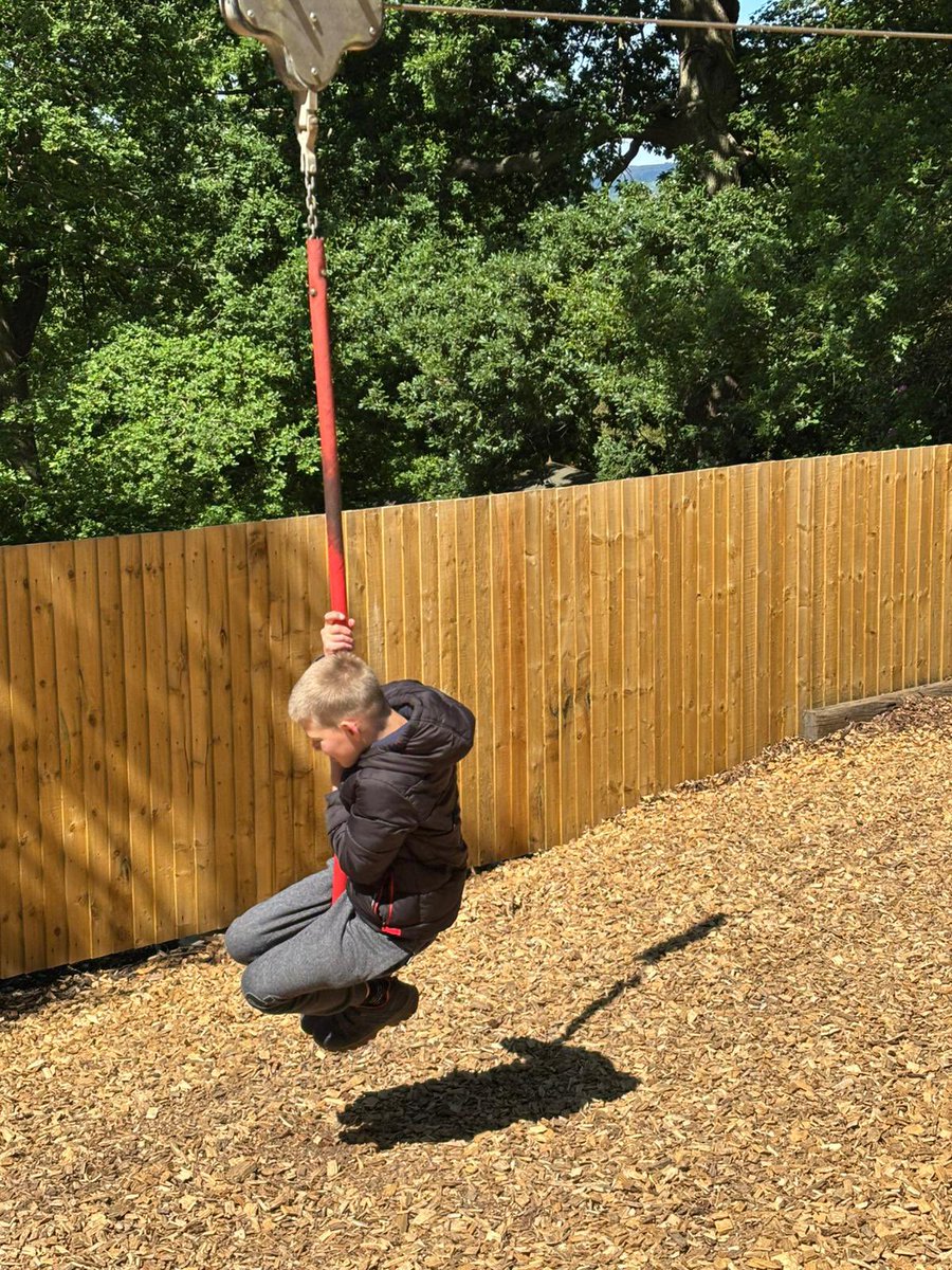 Long Benn Academy tweet media