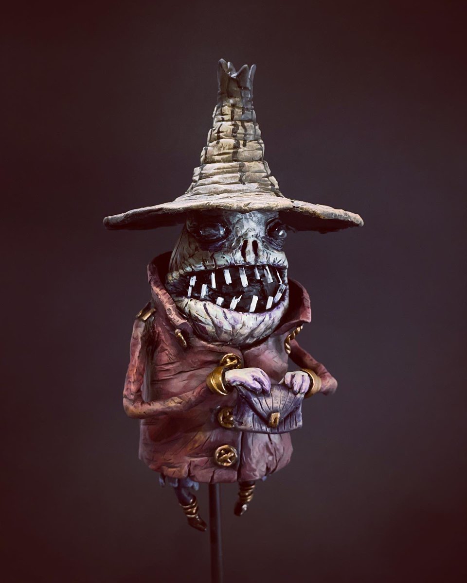 MoonHoodStudios's tweet photo. Our game made in clay holds over 700 sculptures, and it's available to play now on PC and PS5! Two random Friday facts! 🔥 Come journey with us down the Midnight Walk - Link in bio.