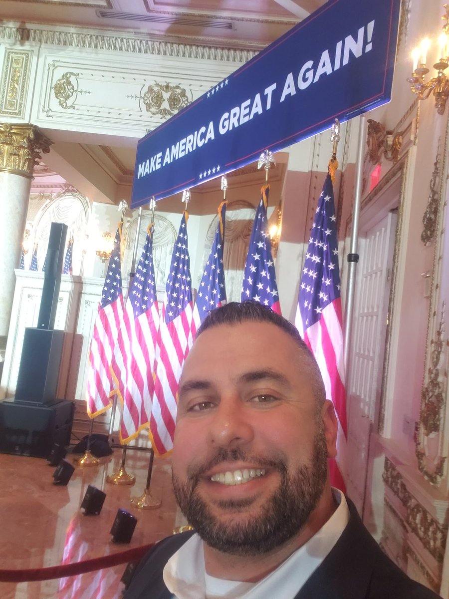 WarlordDilley's tweet image. From President Trump's 2022 announcement he was running for President in 2024 at Mar-a-lago, to his victory party in Iowa, January 2024, to his victory party in West Palm Beach on election night November 2024, to Trump's White House in April 2025!
What a wild ride!