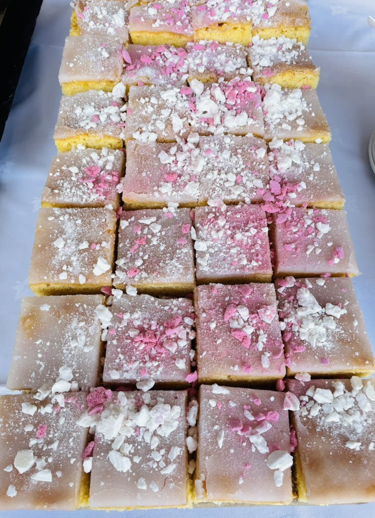 Ruthtee2011Ruth's tweet photo. School fete day @oldhallschool @WrekinCol @Traceykeane123 
The sun is shining as we take donations for the school charity with our cake sale. https://t.co/E2OpQv3bRN