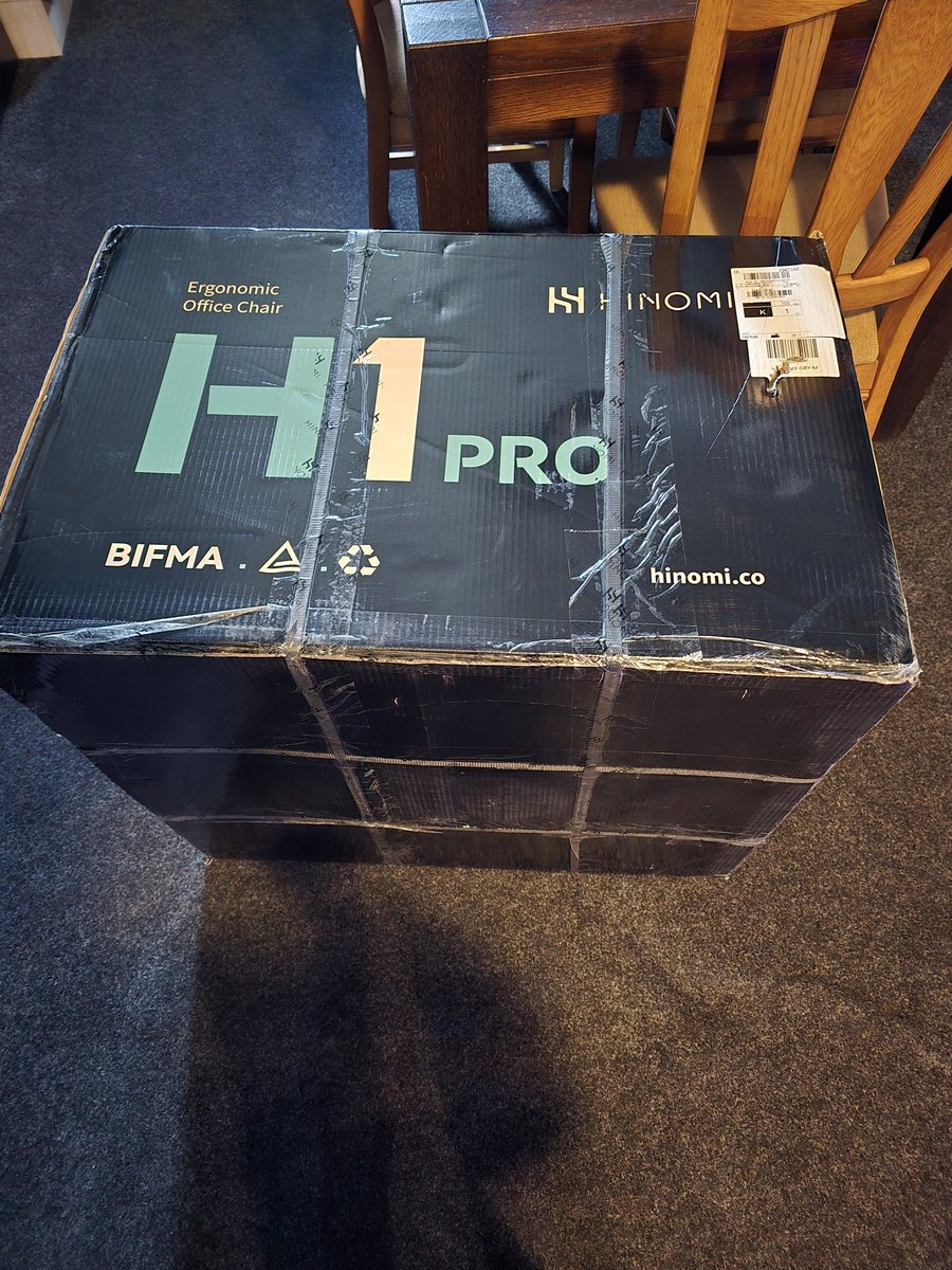 Gotwing1's tweet photo. New chair arived! Looks good, sits great! #hinomi https://t.co/KUNZ2LIOBB