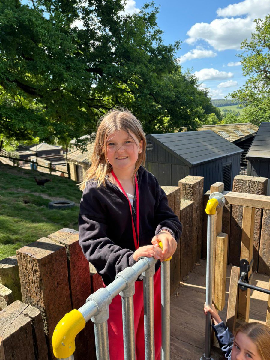 Long Benn Academy tweet media