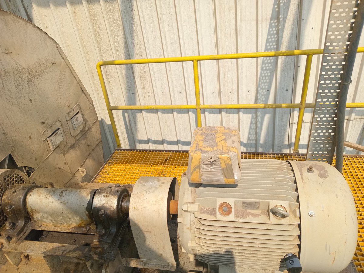 Live demo of our ARGUS Wireless Vibration Monitoring System successfully conducted at a manufacturing unit! 

Learn more: lnkd.in/gkyFgCJ

#ARGUS #ConditionMonitoring #SmartMaintenance #IndustrialIoT #IIoT #PredictiveMaintenance #SANDS