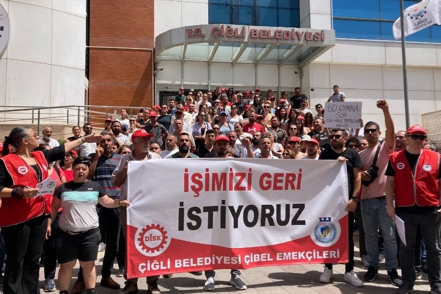 muratsahin2023's tweet image. Sayın @csgbakanligi bakanı @isikhanvedat, 
Sayın İşçi Konfederasyonları @hakiskonf @diskinsesi @turkiskonf genel başkanları,

Peygamber Efendimiz Hz. Muhammed Mustafa’nın ( SAV ) işçi hakları hakkındaki şu 2 önemli Hadis-i Şerifini hatırlatmakta çok büyük fayda ve hayır vardır:…