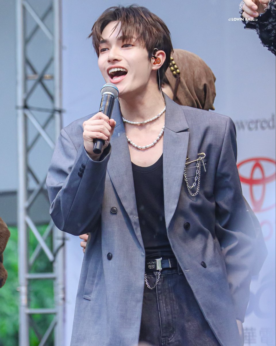 lovin_ball's tweet image. 𝟮𝟬𝟮𝟱𝟬𝟱𝟭𝟳 HITO搶票會 
FIRST 🦒
/
#ARKis #鄭彫秦 #brian