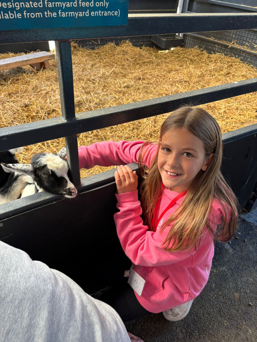 Long Benn Academy tweet media