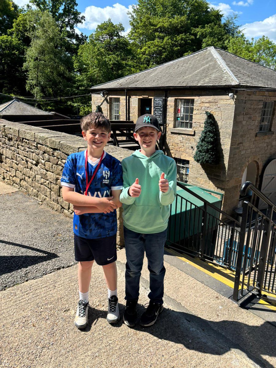 Long Benn Academy tweet media