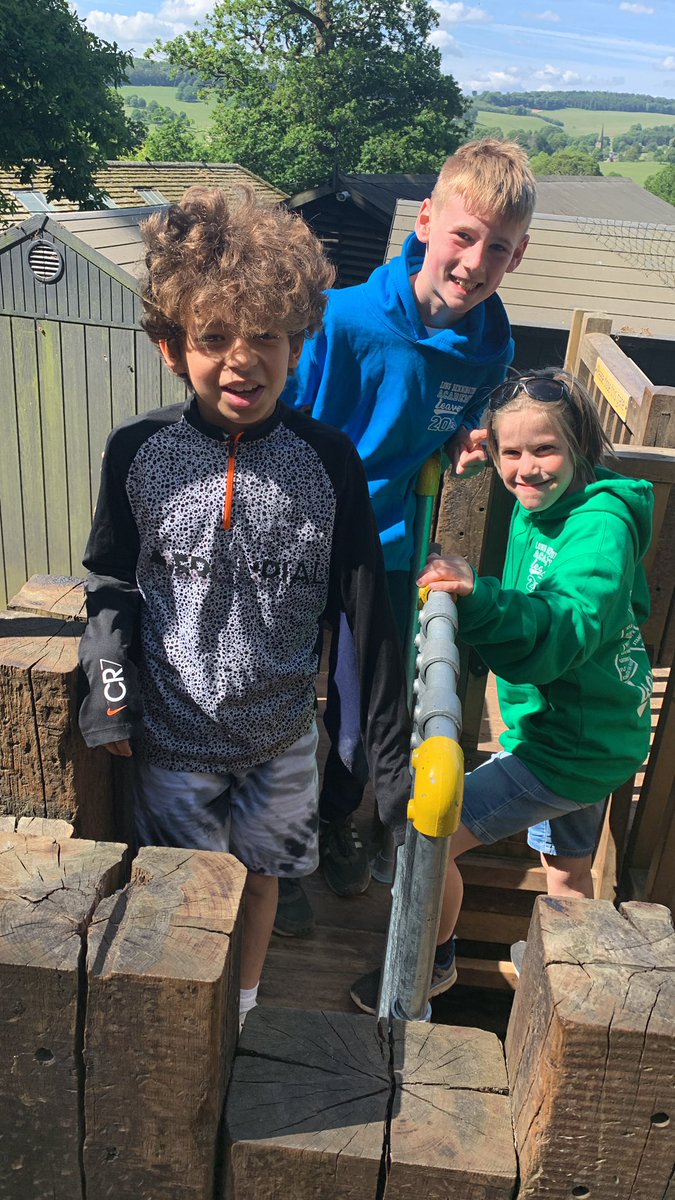 Long Benn Academy tweet media