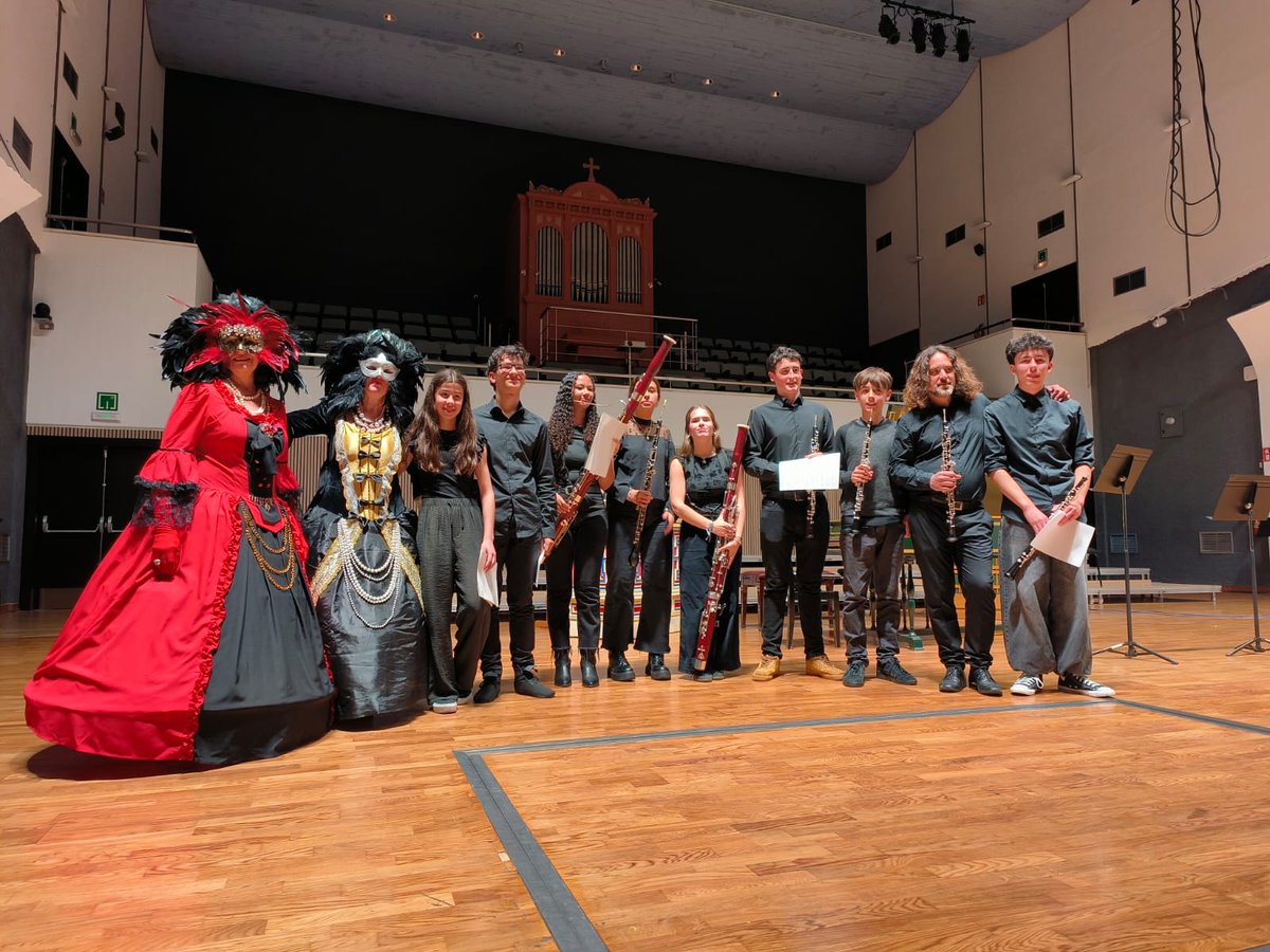 conserguridi's tweet photo. Viaje al maravilloso mundo del Barroco. En homenaje al Cardenal Richelieu 🤣 https://t.co/CdU4hsUPYD