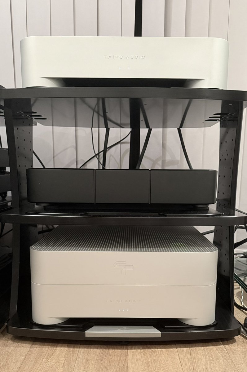 kasinaudio's tweet photo. Olympus + Olympus IO
神 https://t.co/GgJe2WxzcF