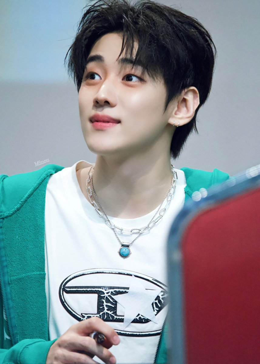 minou_1206's tweet photo. 250523 케이포타운 대면 

짱이 얼굴…

#재찬 #박재찬 #JAECHAN #DKZ https://t.co/UBLThHcT29