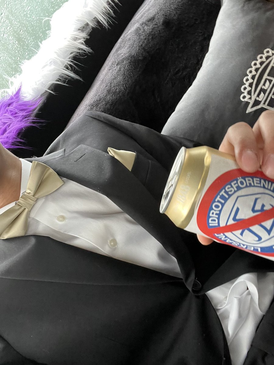 Studentbal nudå. Skål för Brynäs och anti Leksand!