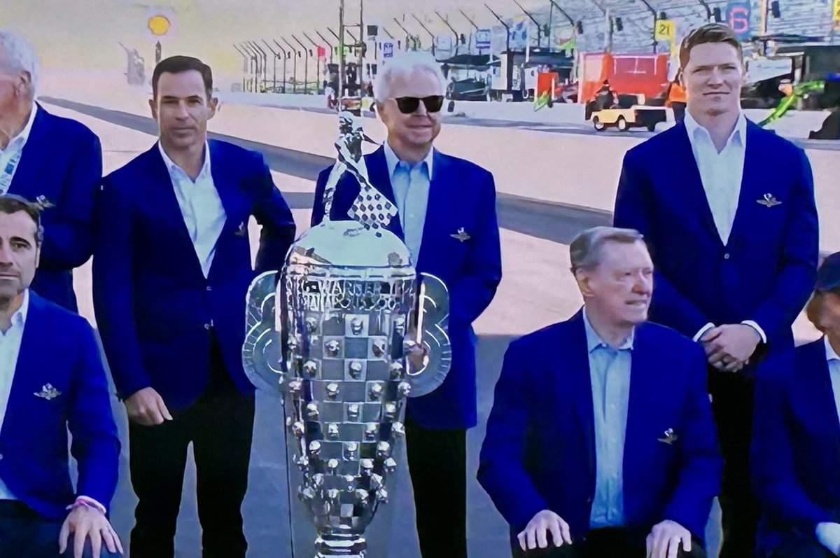 Bom dia carb day with photo of the champions