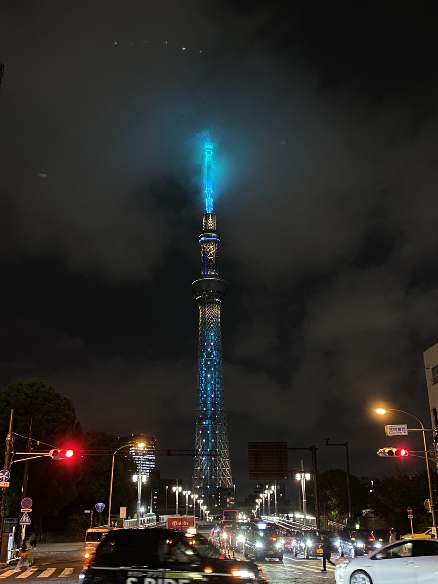 HUTAsansan's tweet photo. スカイツリー https://t.co/45yYlYx4pr
