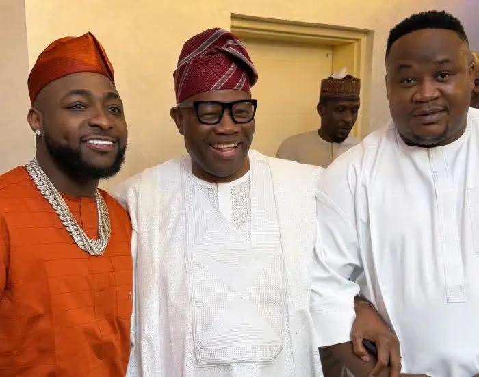 coretelevision's tweet image. Photos: Davido, Cubana Chief Priest visit Akpabio

Nigerian music star David Adeleke, popularly known as Davido, on Thursday paid a courtesy visit to the President of the Senate, Godswill Akpabio, in Abuja
---
Don Carlo | Blackmailer in Chief | Onana | Damboa | #steeldevelopment