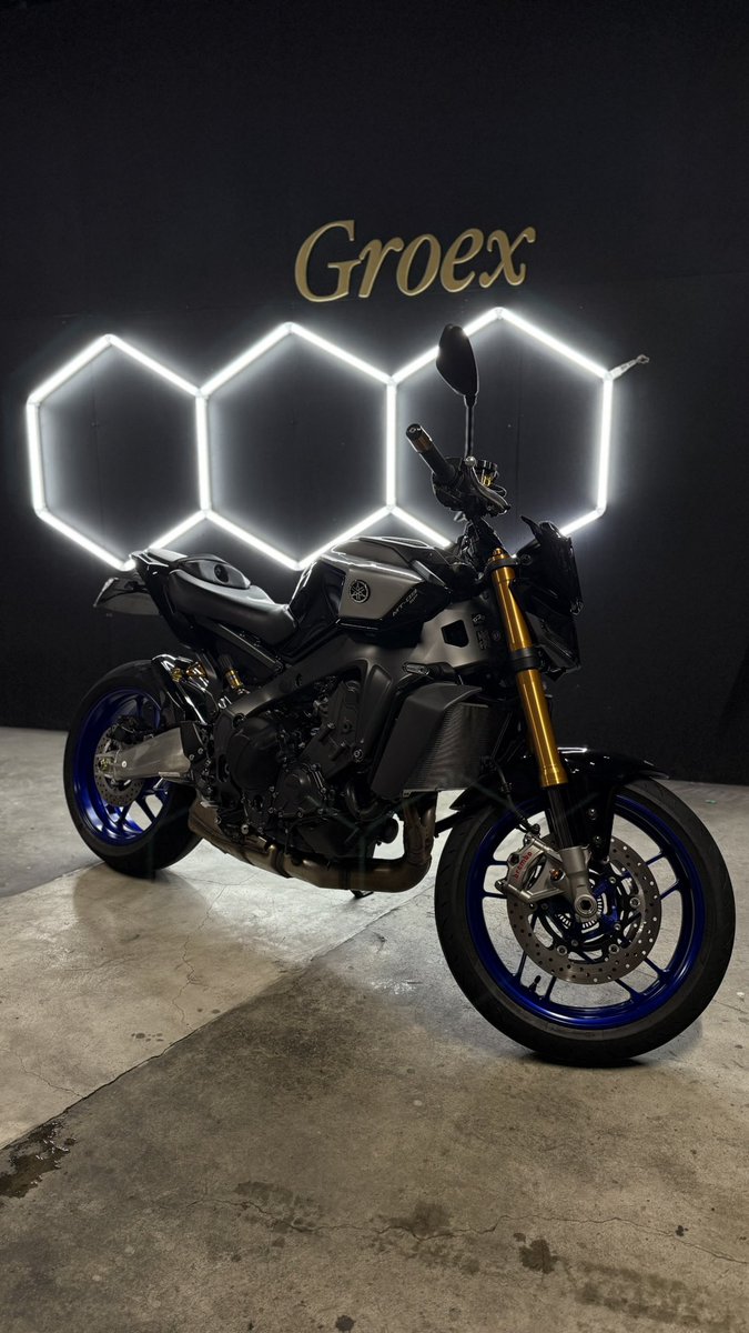 _GROEX_'s tweet photo. バイクコーティング

YAMAHA
MT-09sp
ボディ新車ポリッシュ
ボディコーティング
ホイールコーティング

#バイク
#コーティング
#YAMAHA https://t.co/t4v5wHrD0Z