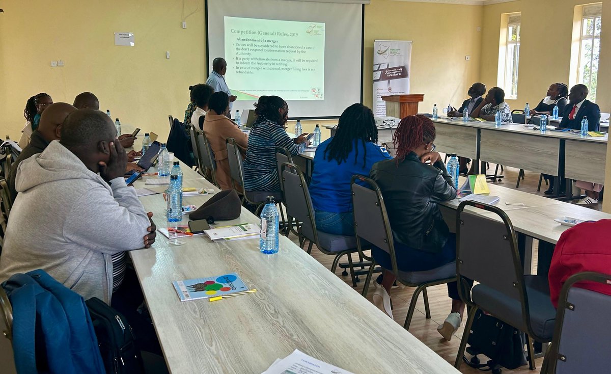 Advocates of the High Court of Kenya  have been encouraged to embrace Competition Law and Policy for the benefit of consumers in line with the Constitution.
The Advocates who are attending concurrent Sensitisation Forums on Competition Law in Mombasa (Sapphire Hotel) and Kajiado