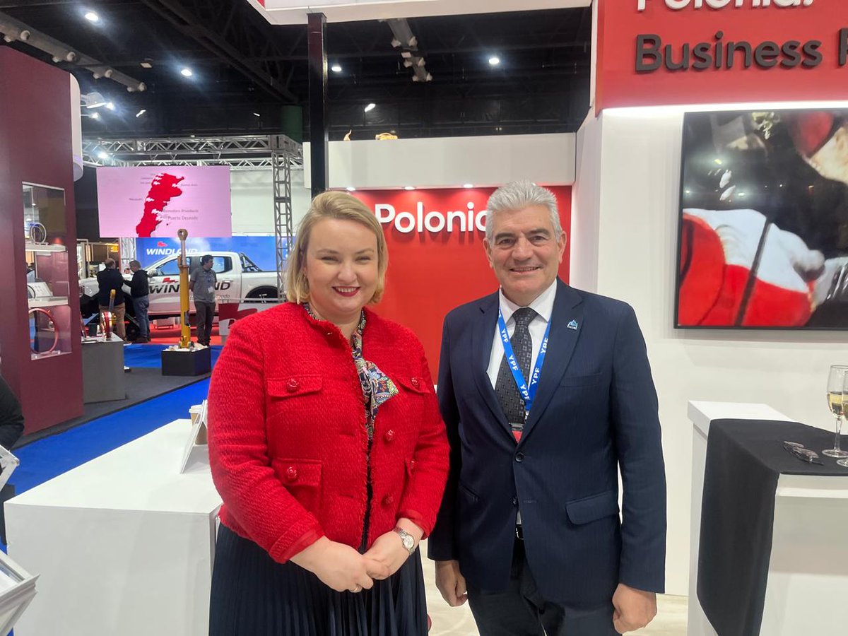 El vicepresidente de la Agencia Polaca de Inversiones y Comercio <a href="/PAIH_pl/">PAIH</a> Paweł Pudłowski <a href="/PUDLOWSKI/">PAWEŁ PUDŁOWSKI</a> visitó la <a href="/PromocionARG/">Inversión y Comercio</a>, <a href="/Cancilleria_Ar/">Cancillería Argentina 🇦🇷</a> e inauguró el stand🇵🇱 en la Arminera en presencia del presidente del <a href="/segemar/">SEGEMAR</a> Julio Bruna Novillo y <a href="/felicezaccheo/">Felice Zaccheo</a>🇪🇺

¡COOPERAMOS! 🇵🇱🤝🇦🇷