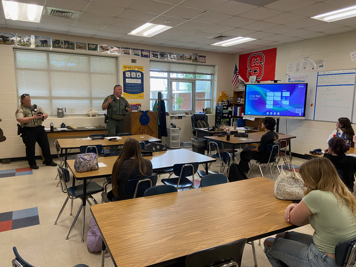 Mr. Shumate’s Vet Assisting class learn about companion animal’s role in law enforcement with guest speaker K9 Deputy Josh Dye and resource Officer Baucom.