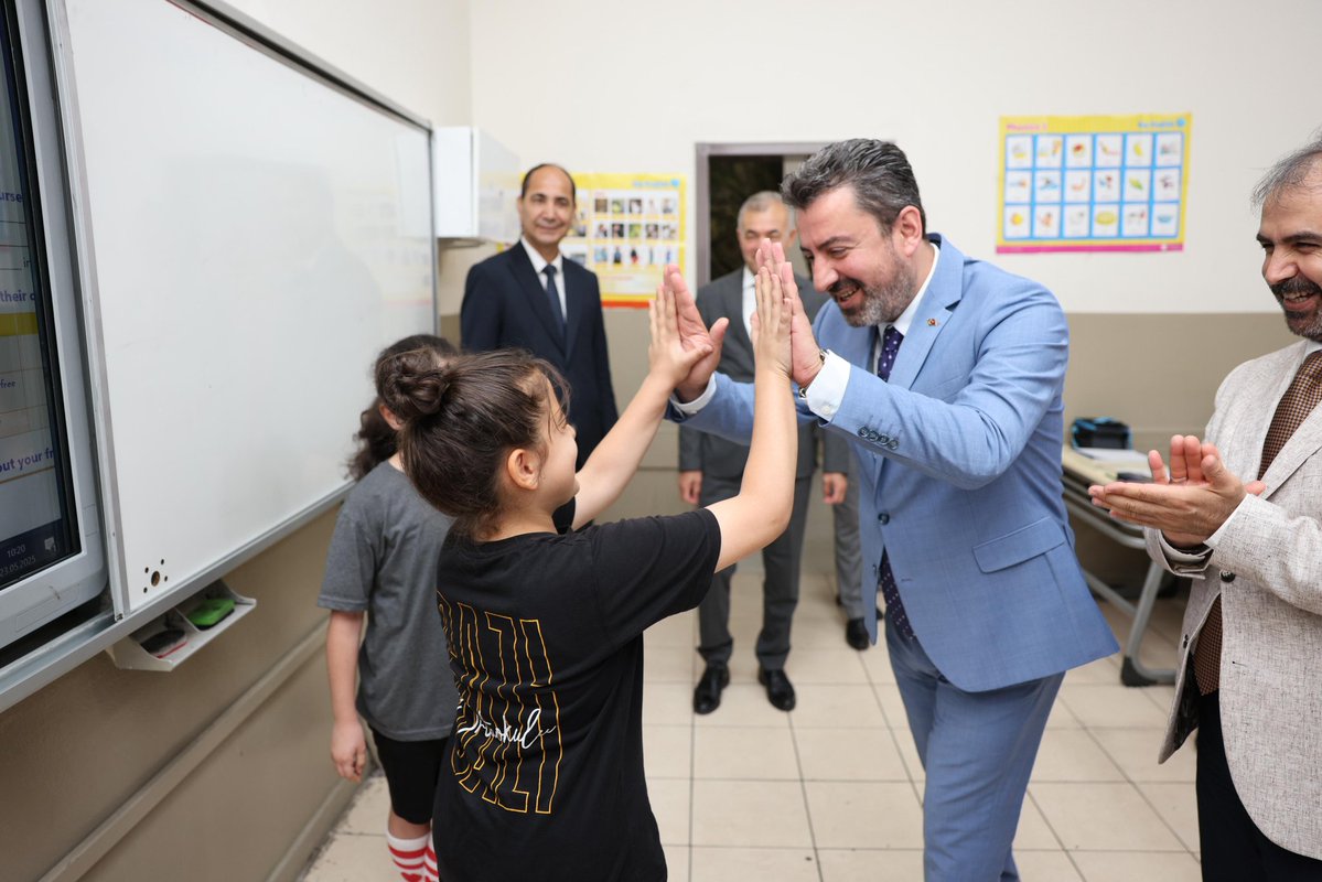 Temel Eğitim Genel Müdürlüğü (@mebtegm) on Twitter photo 📌 Genel Müdürümüz <a href="/ebubekirsavasci/">Ebubekir Sıddık Savaşçı</a>, Adana programı kapsamında İl Millî Eğitim Müdürü Yusuf Tüfekçi ile birlikte Seyhan Gazi Ortaokulunu ziyaret etti.
📍Adana
<a href="/tcmeb/">Millî Eğitim Bakanlığı</a>
<a href="/Yusuf__Tekin/">Yusuf Tekin</a>
<a href="/farukyelkenci/">Ömer Faruk Yelkenci</a> 📌 Genel Müdürümüz <a href="/ebubekirsavasci/">Ebubekir Sıddık Savaşçı</a>, Adana programı kapsamında İl Millî Eğitim Müdürü Yusuf Tüfekçi ile birlikte Seyhan Gazi Ortaokulunu ziyaret etti.
📍Adana
<a href="/tcmeb/">Millî Eğitim Bakanlığı</a>
<a href="/Yusuf__Tekin/">Yusuf Tekin</a>
<a href="/farukyelkenci/">Ömer Faruk Yelkenci</a>