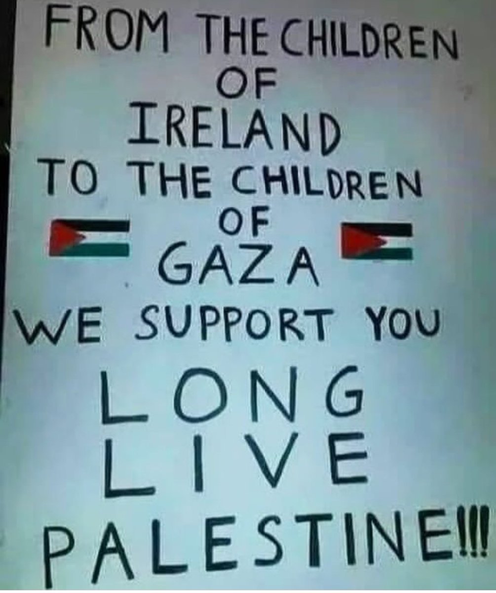 Saja47723's tweet photo. Please help us here in Gaza to live a happy and blissful life. Please donate, share and quote. https://t.co/ImWD6iAkiT😭😭 https://t.co/YUcAxCCZS6