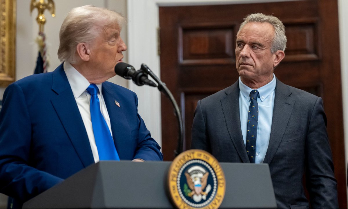 The Trump-Vance Administration’s new MAHA report calls today’s kids “the sickest generation” — blaming ultra-processed food, chemicals, tech overuse… and even vaccines.  

Critics say it cherry-picks science and distracts from real solutions  

📖 Read via @FoodTank: