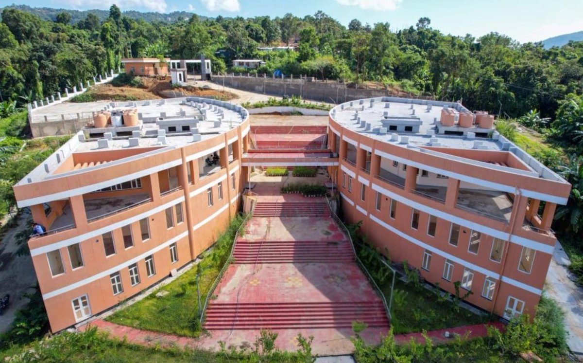 IIMC_India's tweet photo. We are privileged that the Hon’ble Prime Minister Shri @narendramodi mentioned IIMC Aizawl campus during his address at the #RisingNortheastInvestorsSummit. We are committed to making this campus a leading centre of media and education studies nestled in the beauty of Mizoram. https://t.co/jYwHYeYSUl