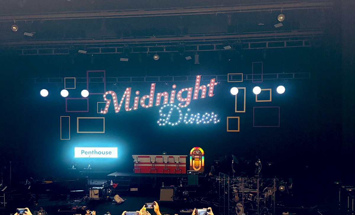Mi7_Yu12's tweet photo. めちゃくちゃ楽しかったー！
サイコー！！ 
今回は1人参戦だったけど、1人でもめちゃくちゃ盛り上がれる！
Penthouseの音楽最高！好きすぎるー！

 #MidnightDiner 
#Penthouse https://t.co/4q4SpevvEE
