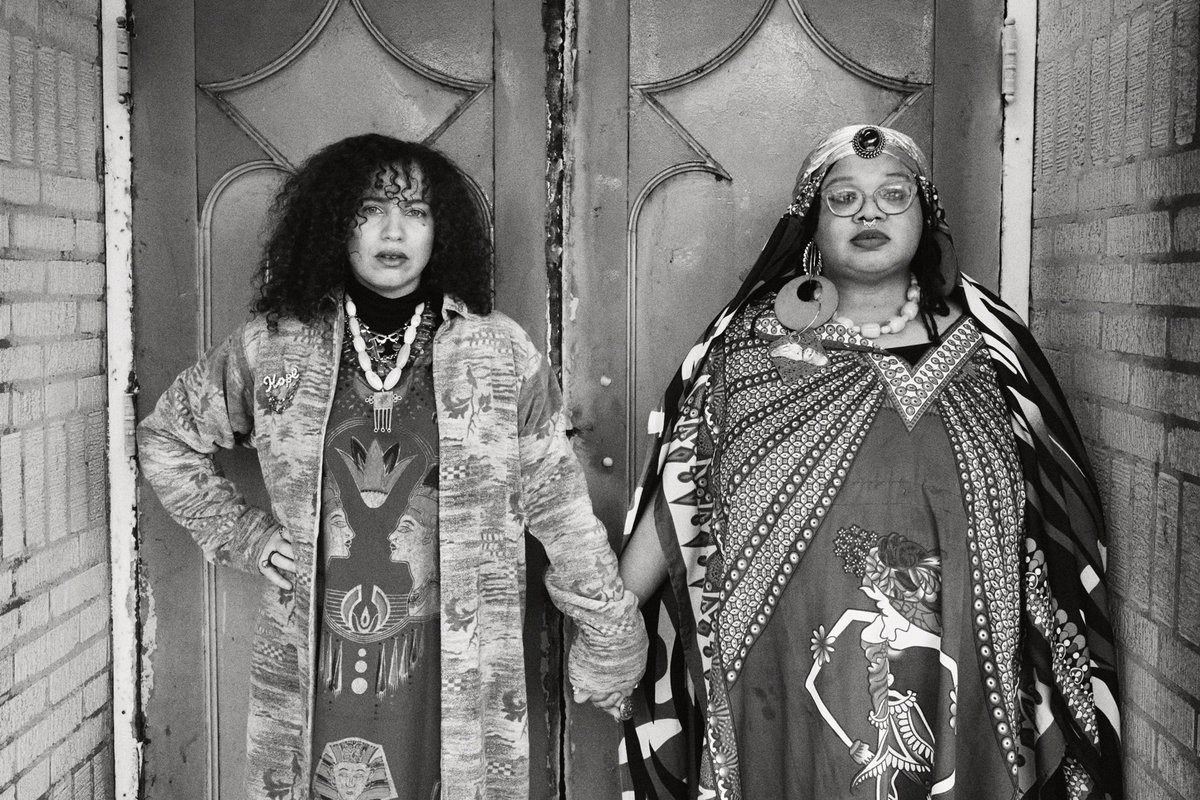 From whorling winds and processions to the dial tones or transmissions of 'Exorcism: Clearing the Electromagnetic Field', the duo of <a href="/angeltheoracle/">Angel Bat Dawid</a> and <a href="/NaimaKarlsson/">Naima Karlsson</a> find spiritual succour on Journey to Nabta Playa while honouring David Ornette Cherry.

culturedarm.com/angel-bat-dawi…