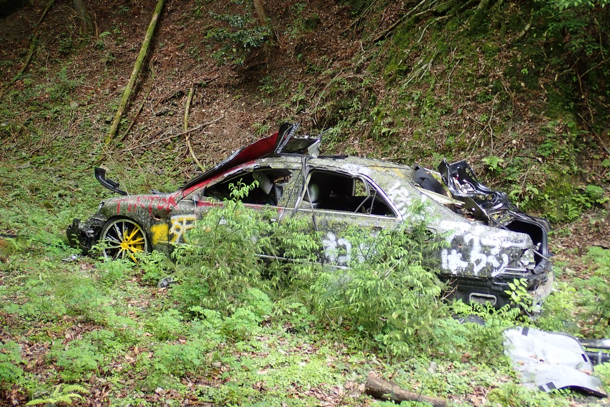 Eupithecia_moth's tweet image. 何のクルマなのか．．．