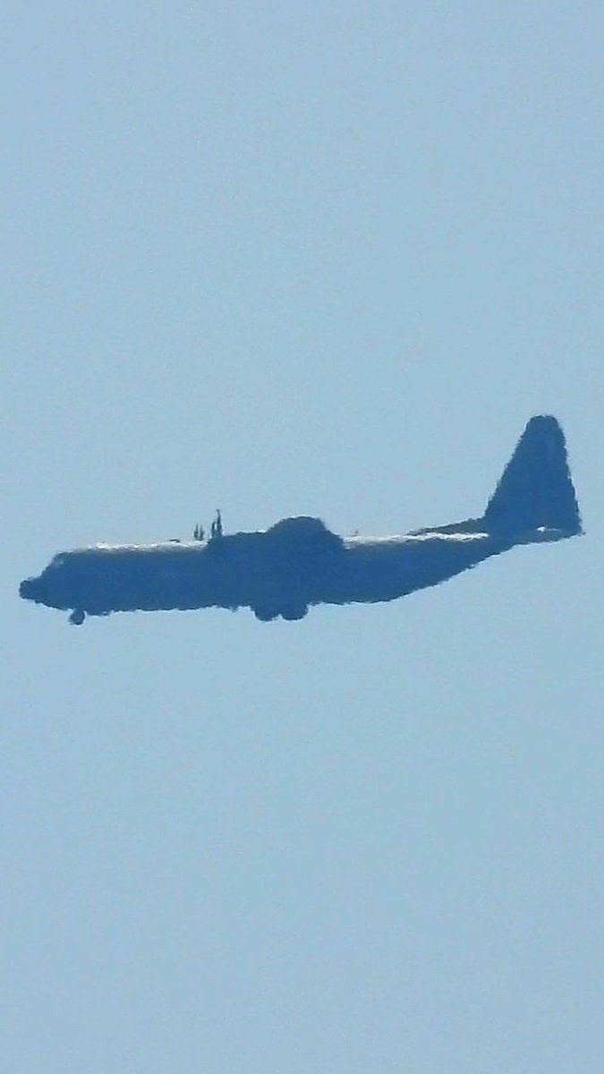 LebanonJets's tweet photo. 2nd C130 this week for #Italy AirForce, today #MM62195 hex #33FFE1 as IAM4660 arrived into Beirut from Pisa with over 1,000 Italian troops serving #UNIFIL https://t.co/yB40NvN9zn