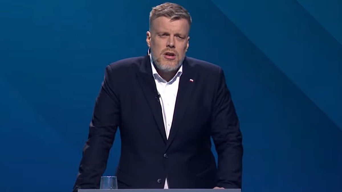RadioWnet (@radiownet) on Twitter photo 🗣️„Jeśli prawica powróci do władzy to duże szanse na zostanie liderem, tej lewicowej opozycji, ma Adrian Zandberg. Im dłużej będzie rządzić ekipa Donalda Tuska tym będzie miał na to większą szansę” – dr Tomasz Żukowski, socjolog <a href="/LAJankowski/">Łukasz A. Jankowski</a> <a href="/ZandbergRAZEM/">Adrian Zandberg</a> ⬇️ 🗣️„Jeśli prawica powróci do władzy to duże szanse na zostanie liderem, tej lewicowej opozycji, ma Adrian Zandberg. Im dłużej będzie rządzić ekipa Donalda Tuska tym będzie miał na to większą szansę” – dr Tomasz Żukowski, socjolog <a href="/LAJankowski/">Łukasz A. Jankowski</a> <a href="/ZandbergRAZEM/">Adrian Zandberg</a> ⬇️
